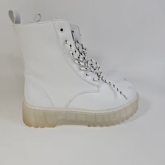 Olivia Miller White faux Leather Combat Boots‎ Womens Size 8.5 - Picture 2 of 9